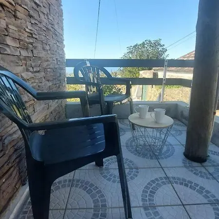 Private With En-suite And Private Access Homestay Calheta (Madeira)