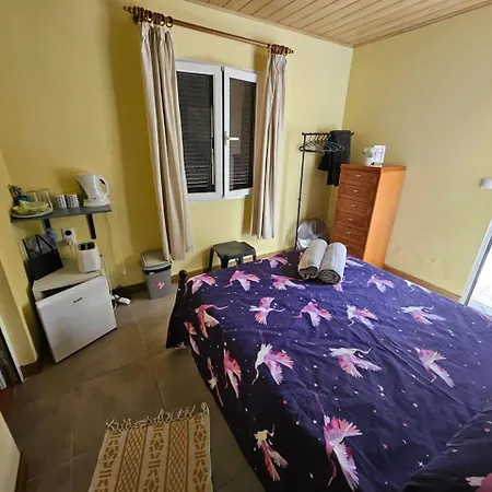 Private With En-suite And Private Access *